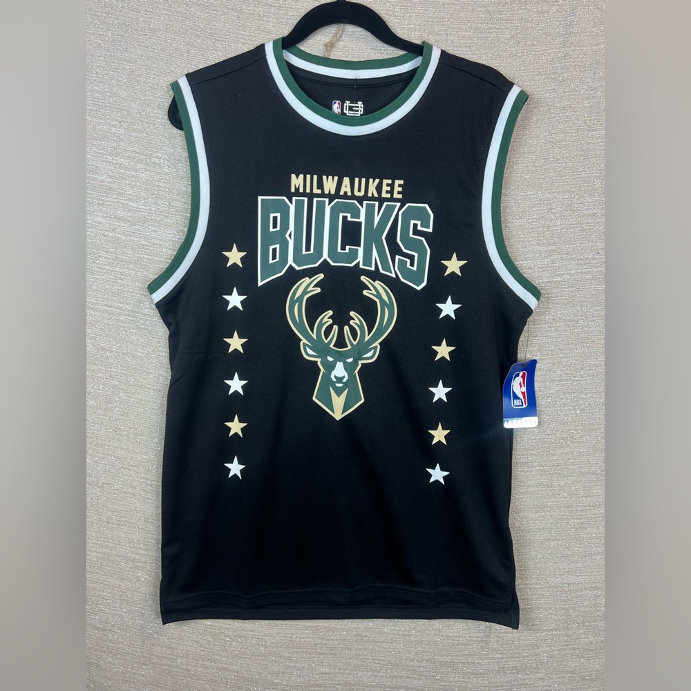 Ultra Game Milwaukee Bucks EST 1968 Jersey Men’s Size Medium NEW